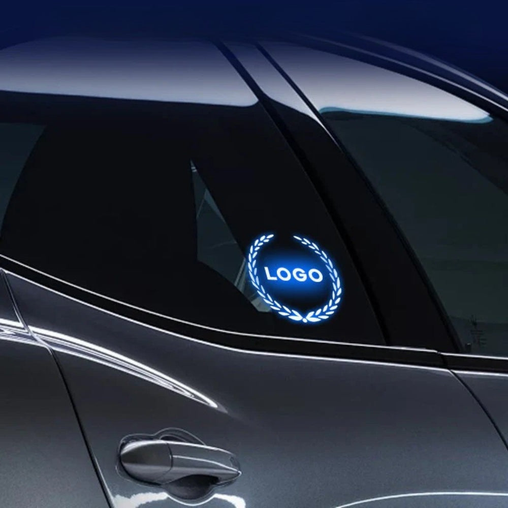Nabíjecí LED logo na auto – s neonovým světelným efektem