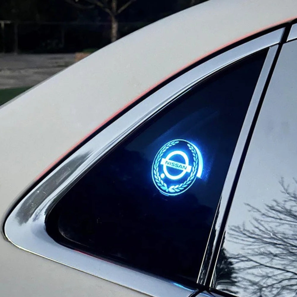 Nabíjecí LED logo na auto – s neonovým světelným efektem